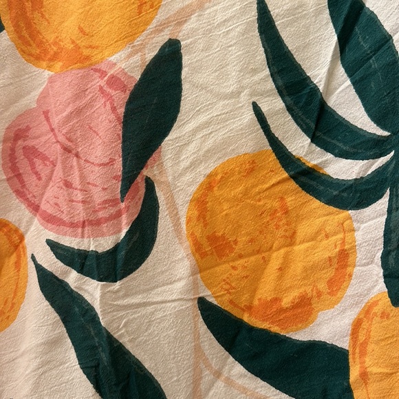 Urban Outfitters Bath Urban Outfitters Allover Fruits Peaches